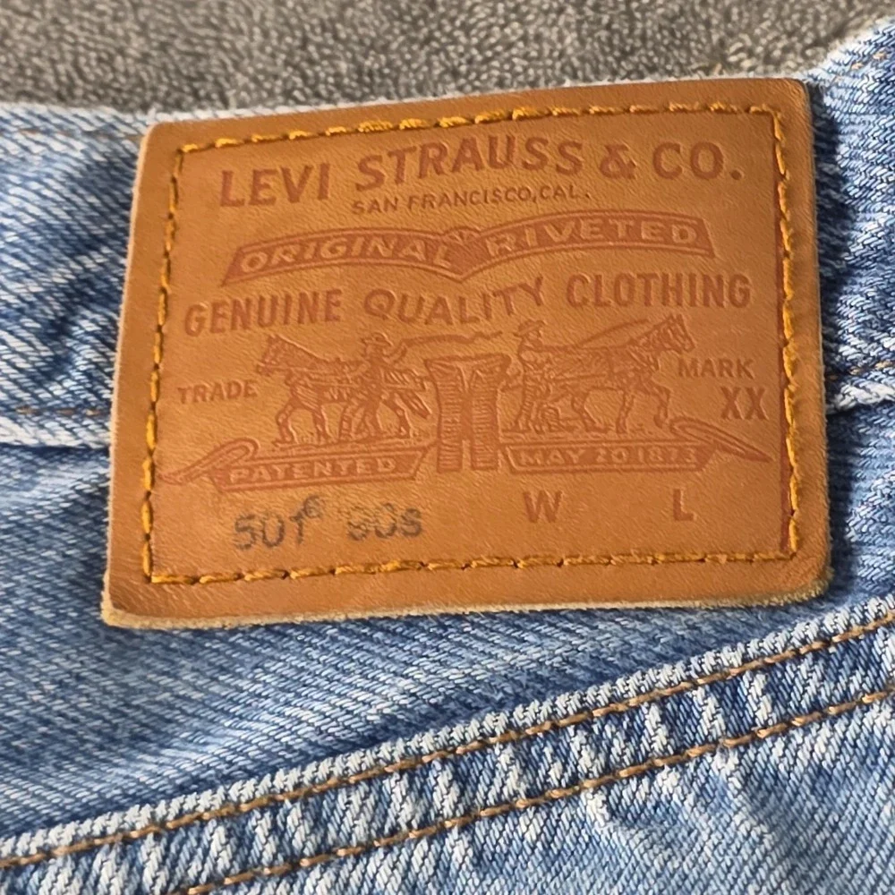 Levis *** broken